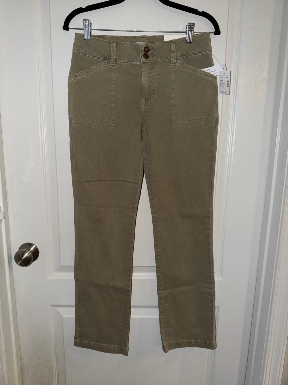 Maurices khaki boot chinos, NWT